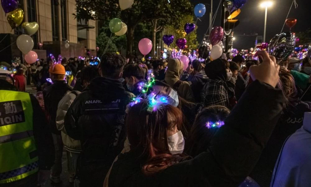 Ουχάν: Υποδέχτηκε με ξέφρενα πάρτι την έλευση της νέας χρονιάς